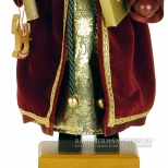 Weihnachtsmann Nussknacker mit Strohsternbaum